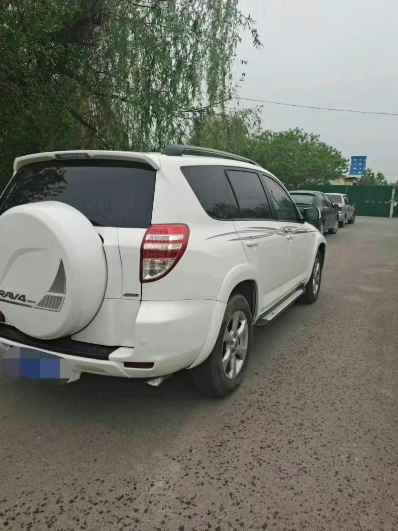 枣庄11年丰田RAV45