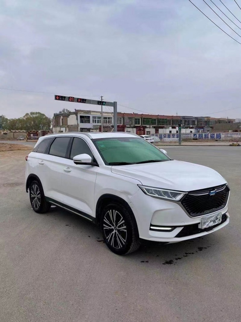 西安20年長安汽車歐尚3