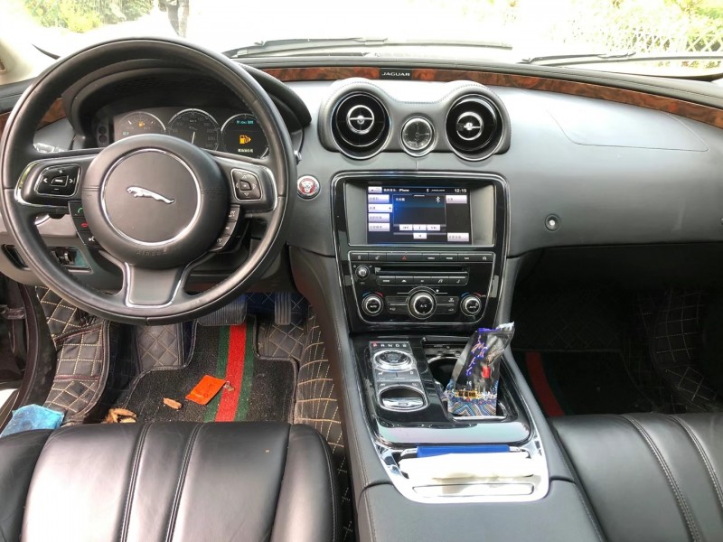 淄博14年捷豹XJ6