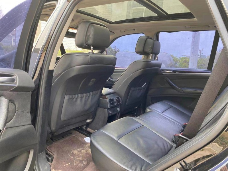 淄博13年宝马X54