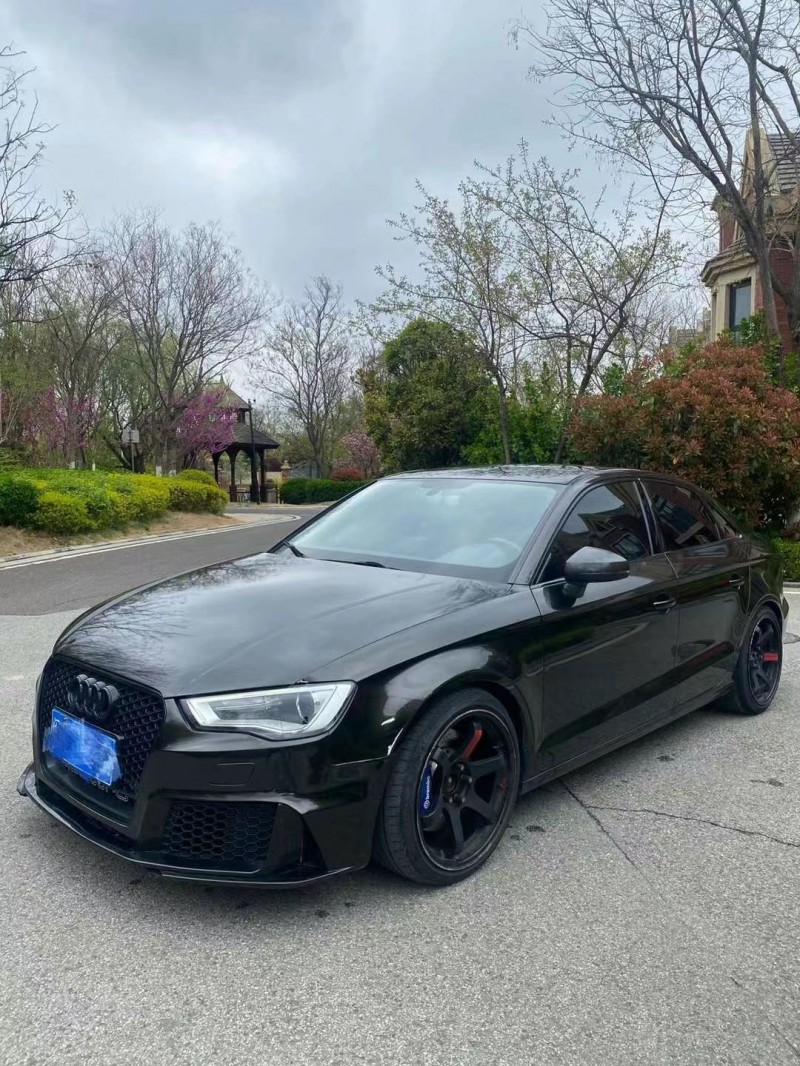 青岛17年奥迪A32