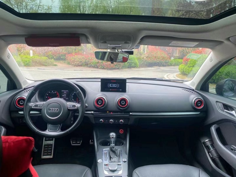 青岛17年奥迪A36