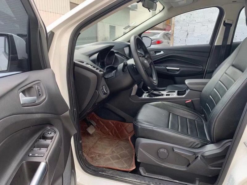 广州17年福特翼虎4