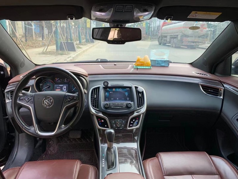 潍坊16年别克君越5