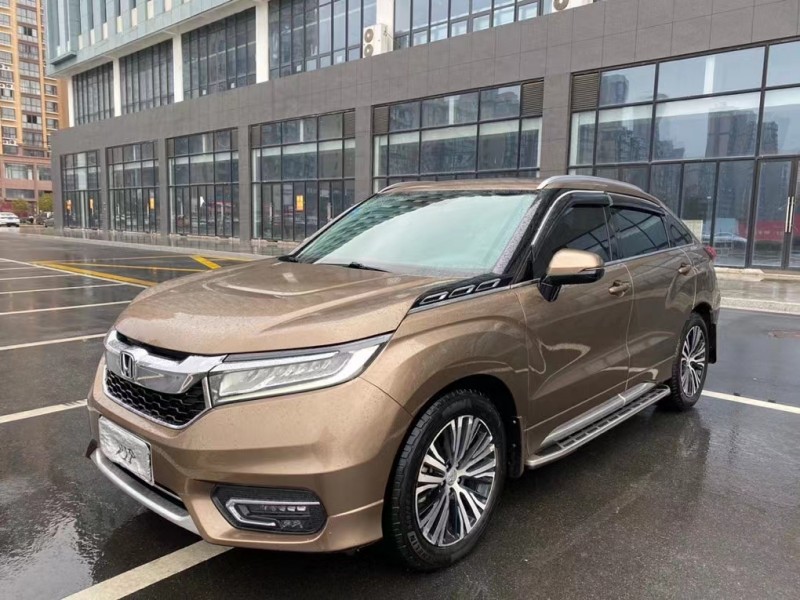 盐城17年本田冠道7