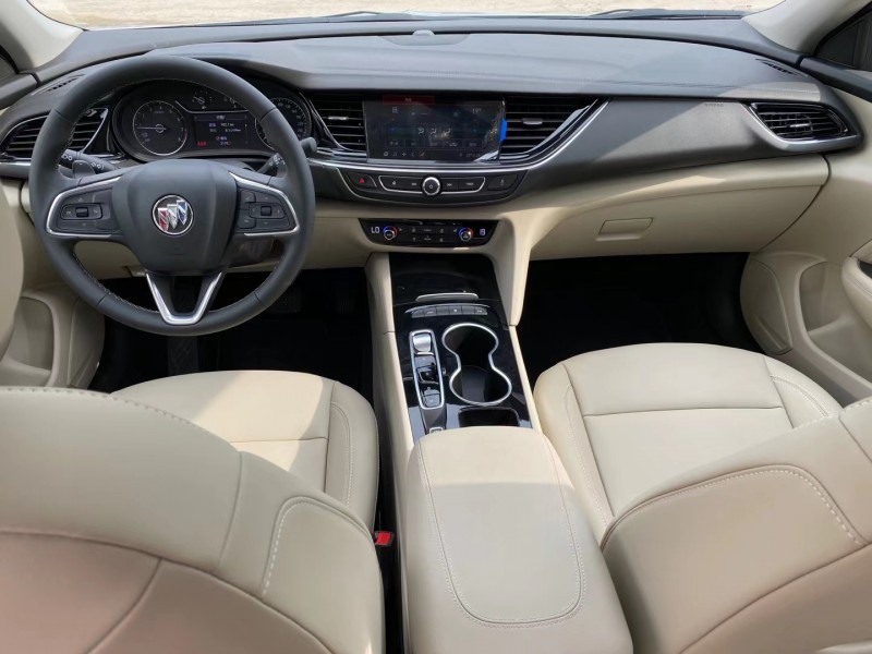 广州20年别克君威5