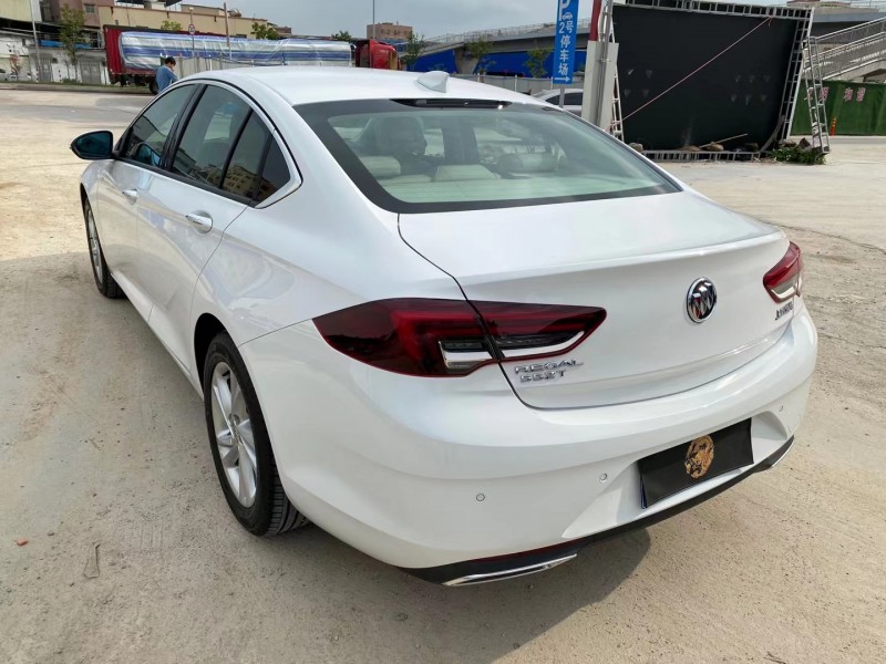 广州20年别克君威7