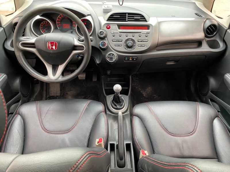 广州13年本田飞度2