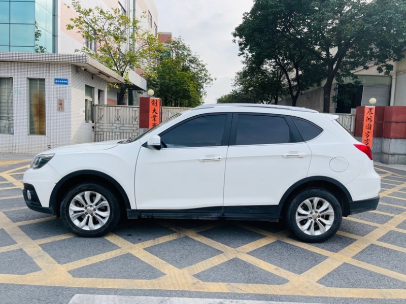 东莞15年传祺GS54