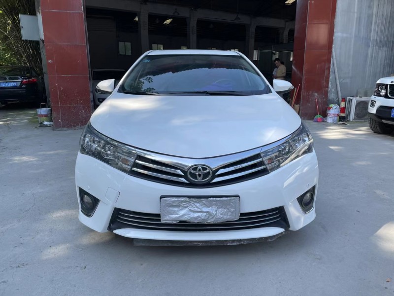 成都16年丰田卡罗拉9