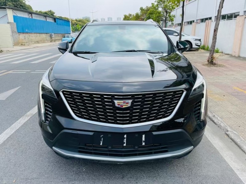 东莞20年凯迪拉克XT48