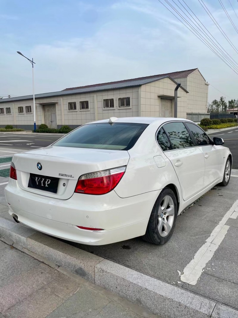 徐州10年宝马5系8