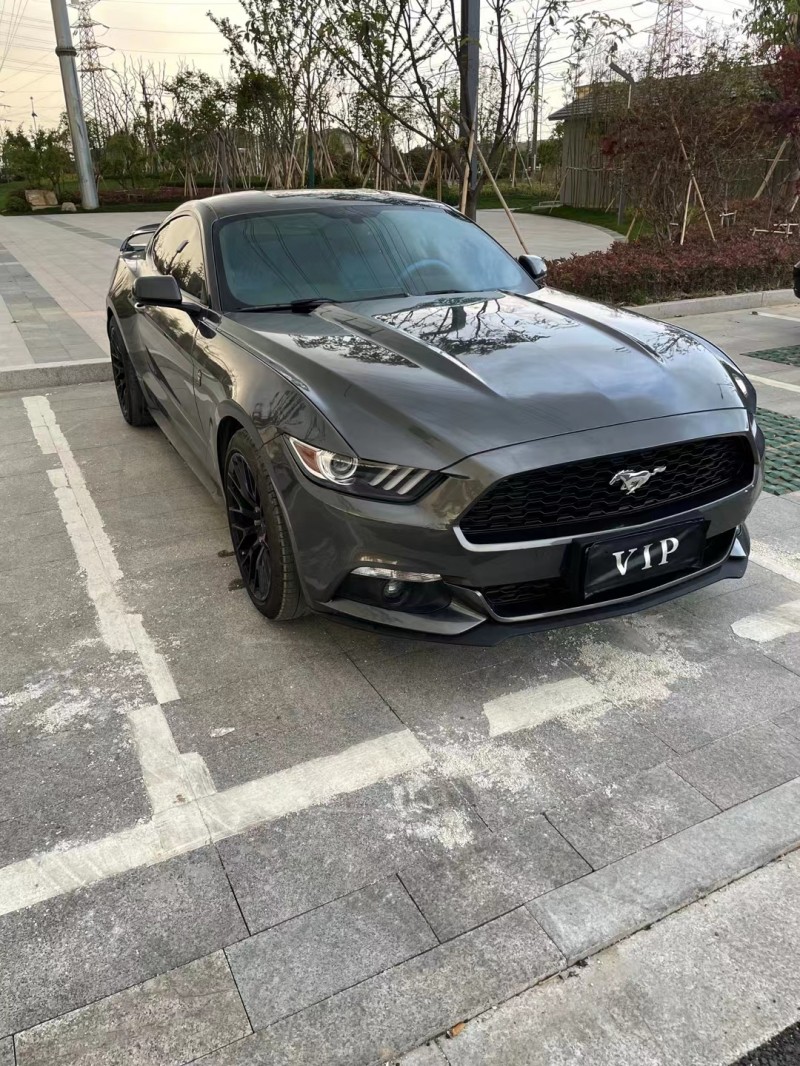 徐州16年福特野马3