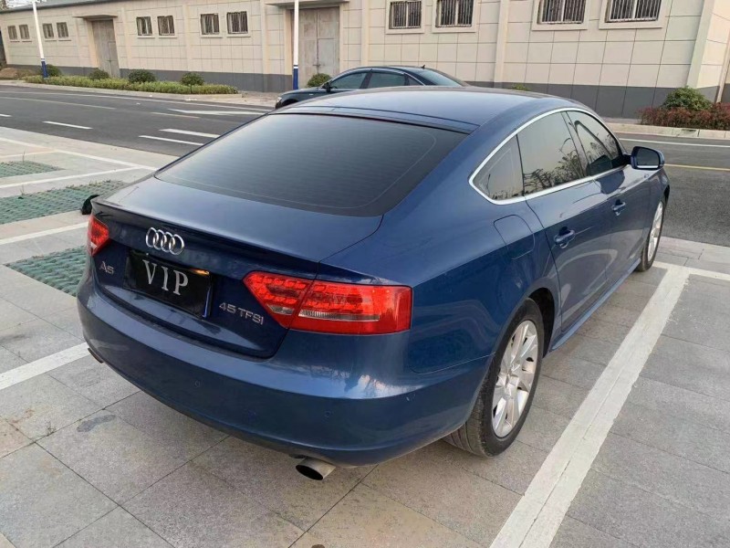 徐州11年奥迪A55