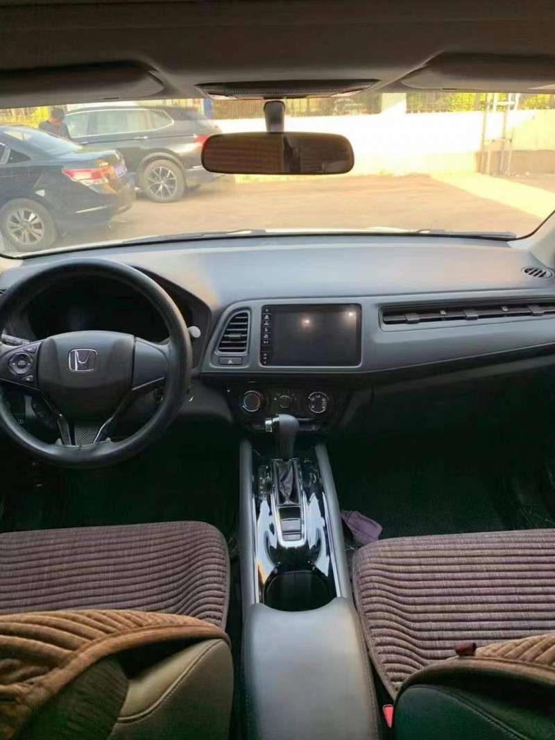 青岛21年本田缤智7