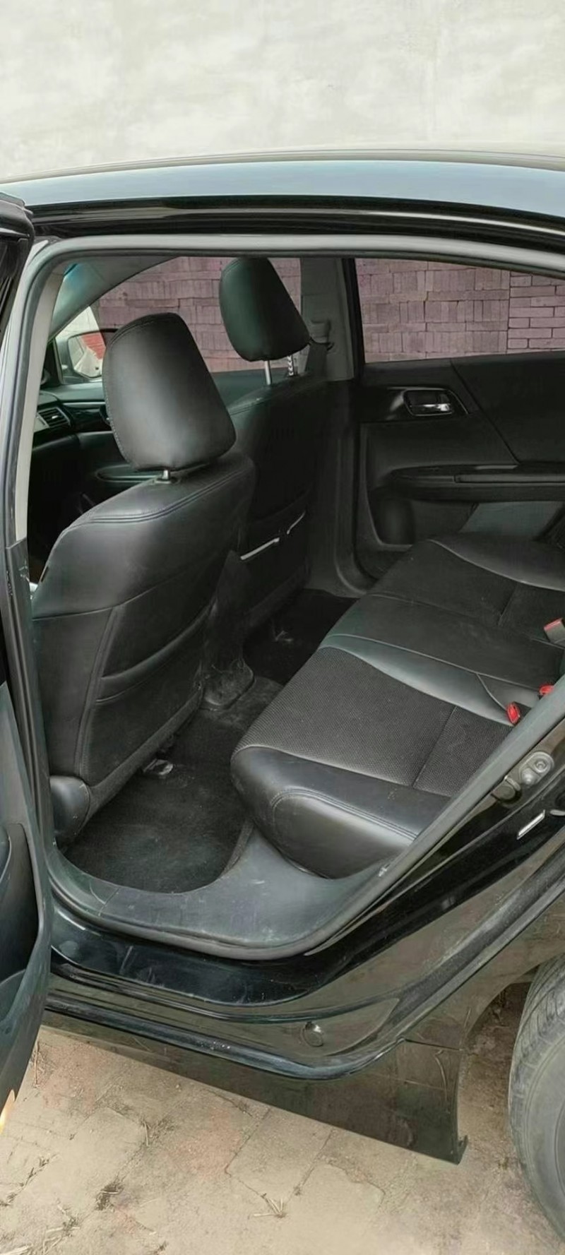 邢台17年本田雅阁5