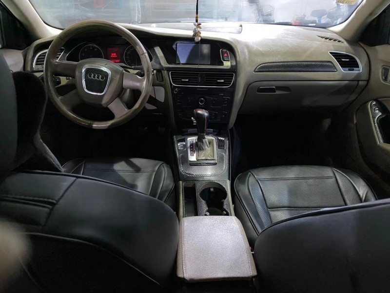 广州09年奥迪A4L5