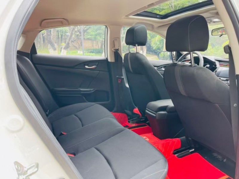 东莞20年本田思域9