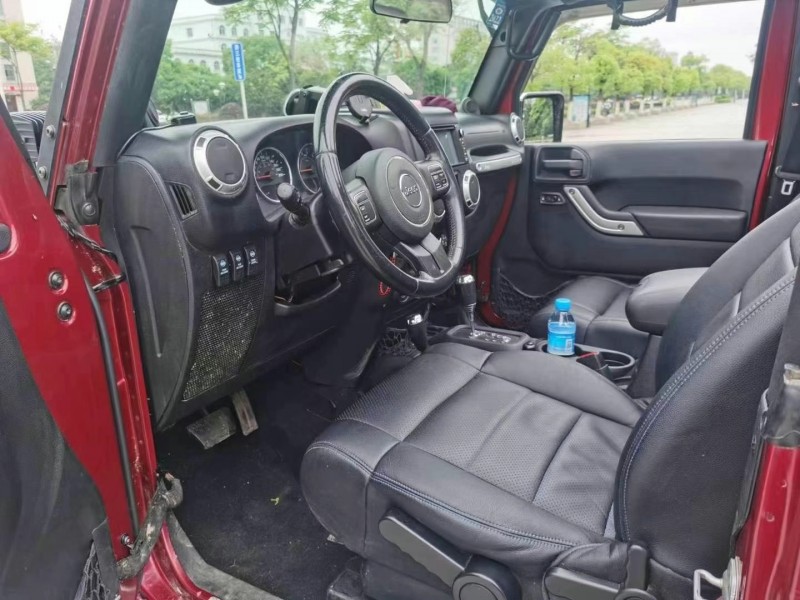贛州12年Jeep牧馬人4
