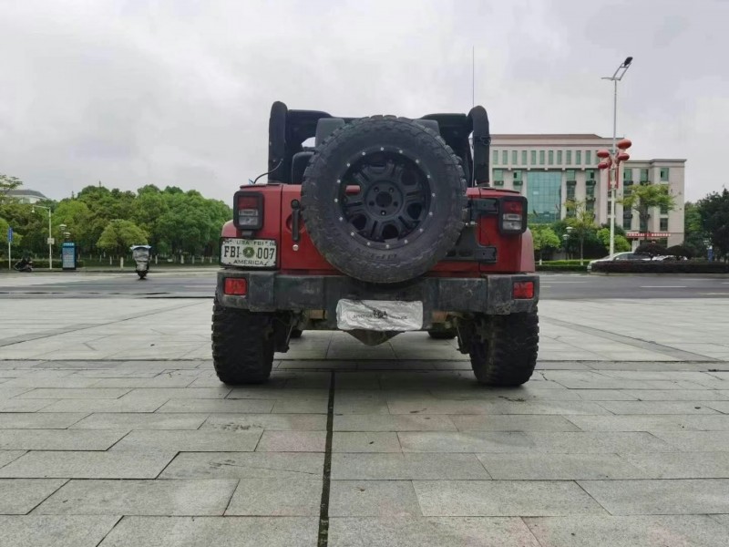 贛州12年Jeep牧馬人9
