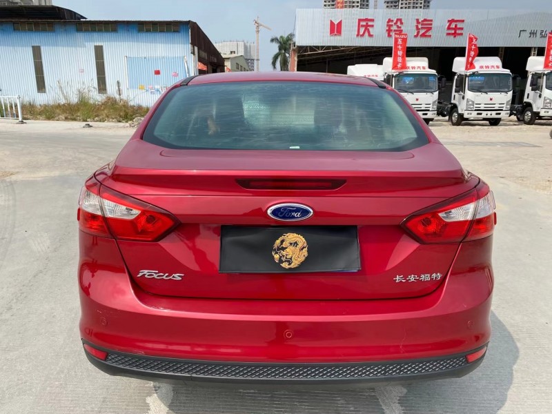 广州14年福特福克斯8