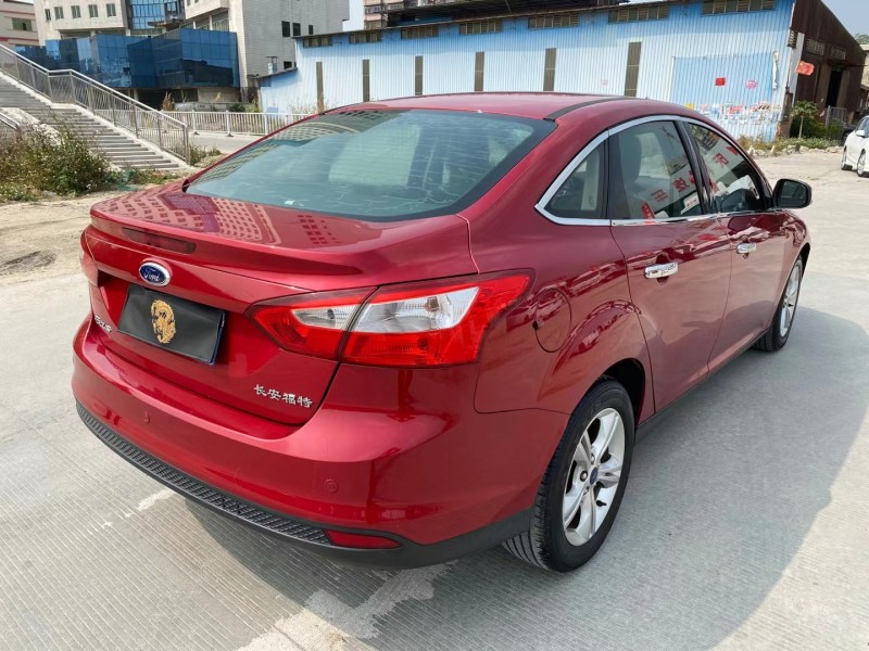 广州14年福特福克斯9