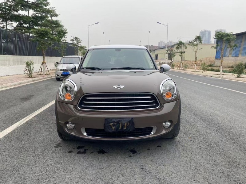 南寧12年寶馬MINI1