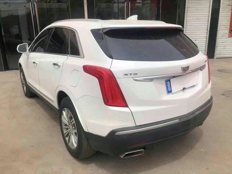 長治17年凱迪拉克XT57