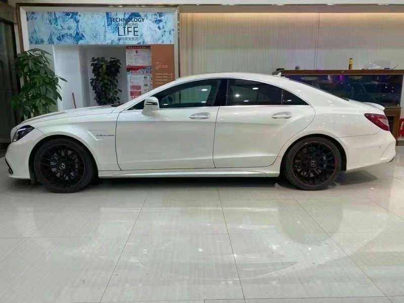 中山17年奔驰CLS3