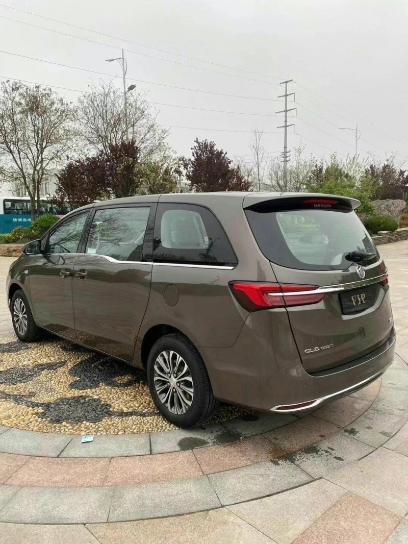 青岛21年别克GL88