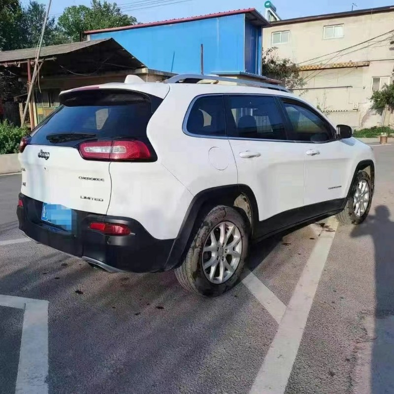 濟南18年Jeep自由光4