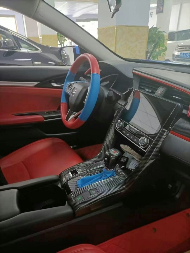 成都18年本田思域4