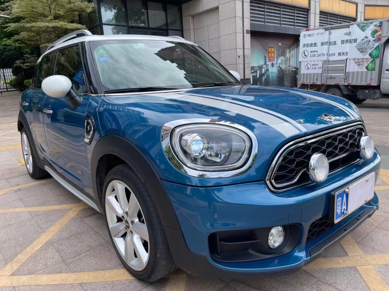 中山17年寶馬MINI4