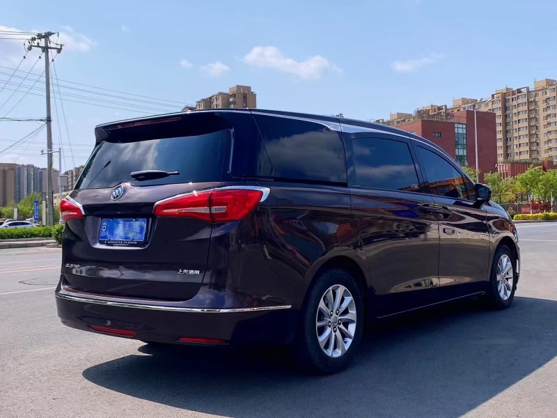 邢台17年别克GL83