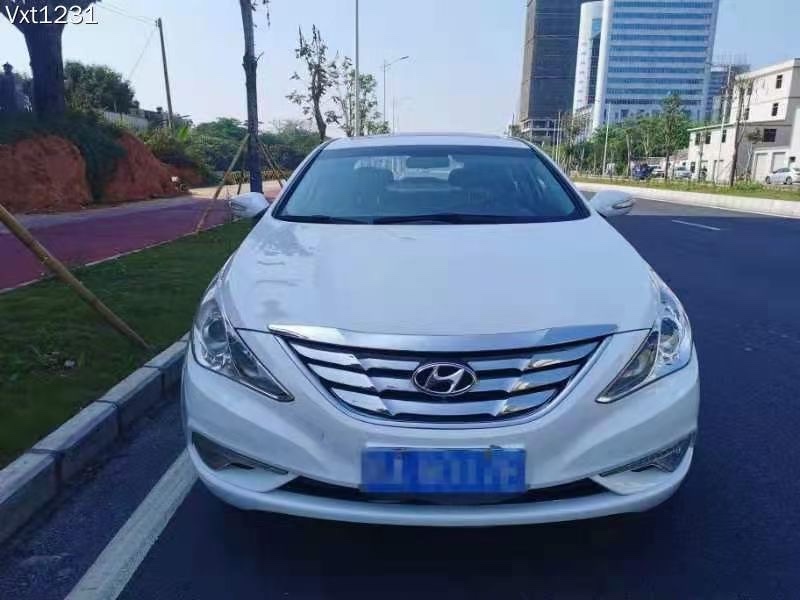 东莞15年现代索纳塔八9