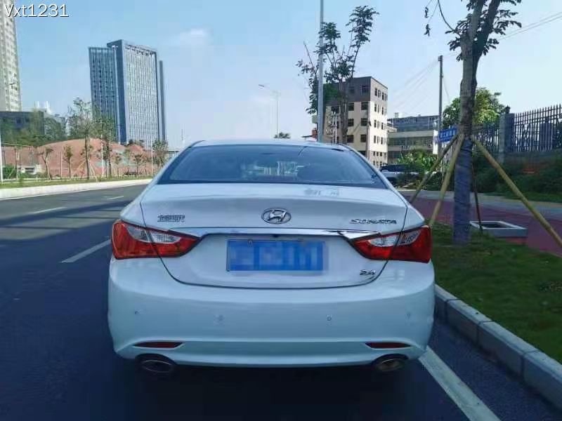 东莞15年现代索纳塔八1