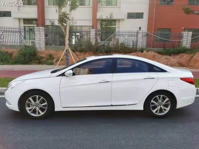 东莞15年现代索纳塔八2