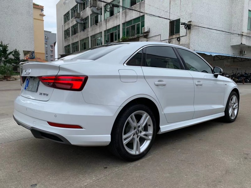 中山19年奥迪A35