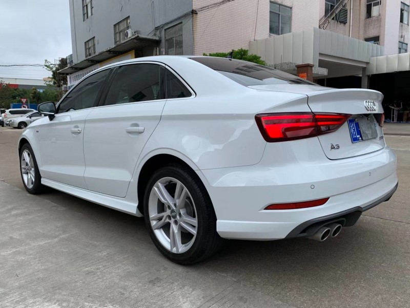 中山19年奥迪A36