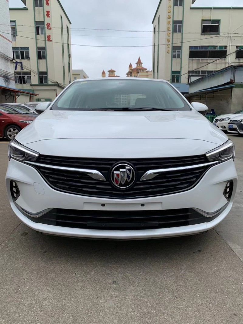 30 万品牌:威朗表显里程0-1万公里上牌时间2021-05排放标准1.