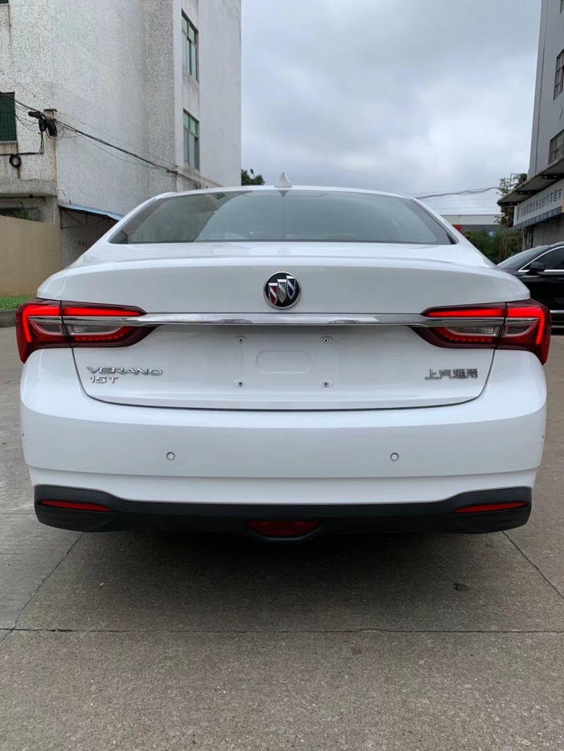 中山21年别克威朗4