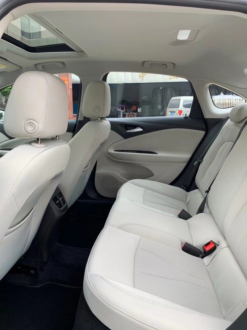 中山21年别克威朗7