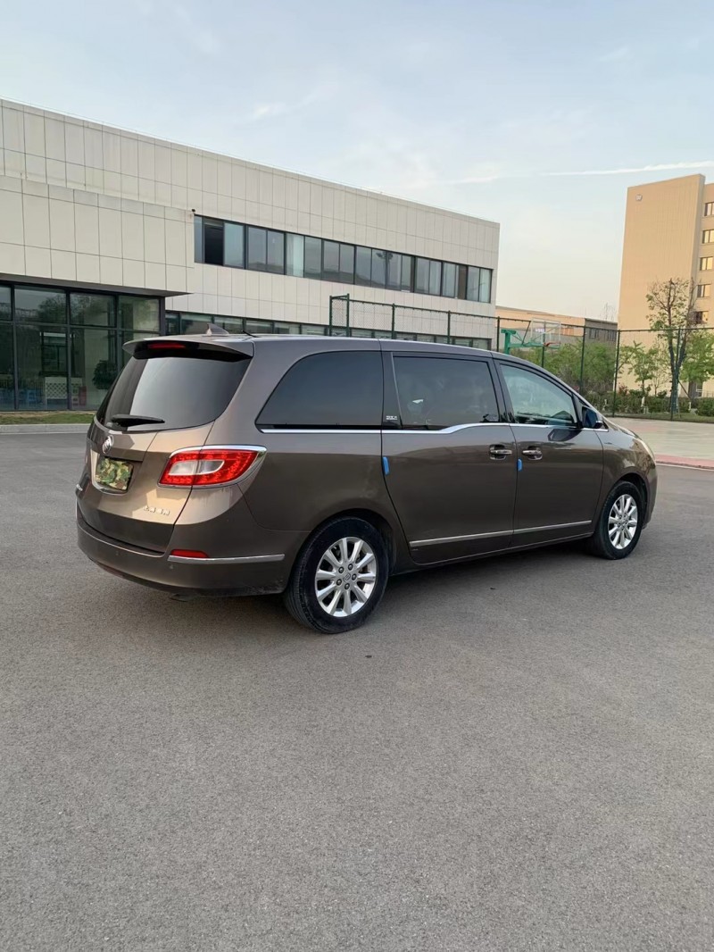 徐州14年别克GL84