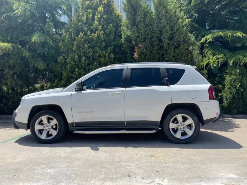 煙臺15年Jeep指南者3