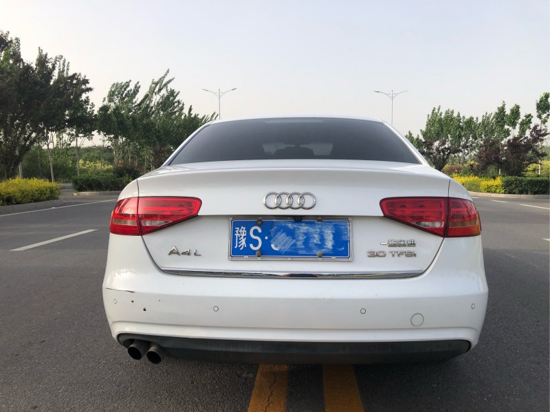 邢台14年奥迪A4L2