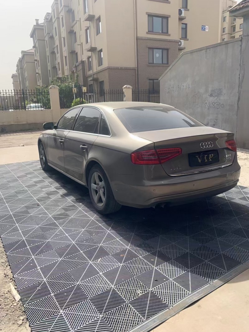 青岛13年奥迪A4L2