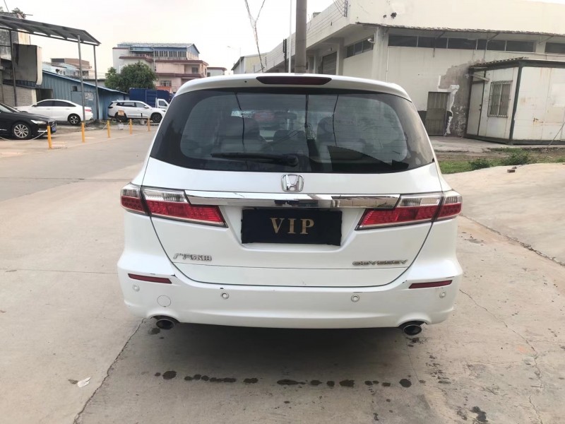 广州13年本田奥德赛8