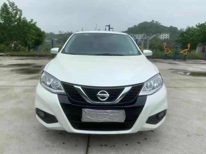 武汉20年日产骐达1