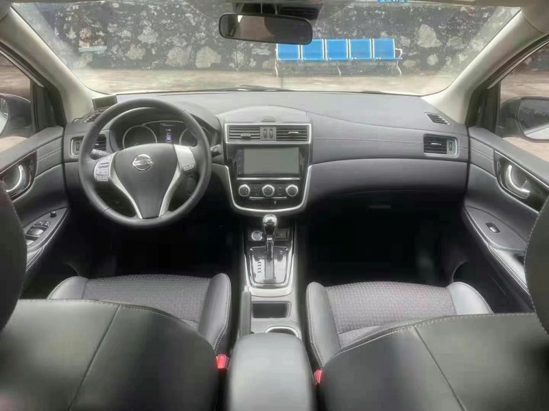 武汉20年日产骐达4