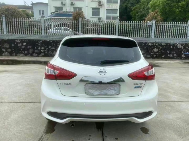 武汉20年日产骐达9